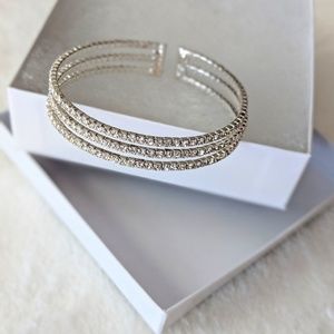 NWOT Simulated Diamond Bracelet